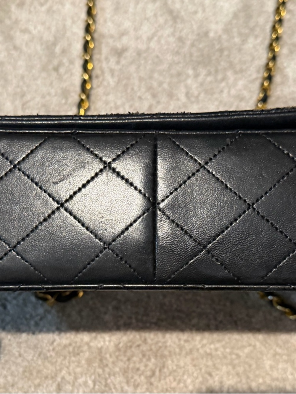 Vintage Chanel Quilted Black Leather bag - Picture 7 of 16